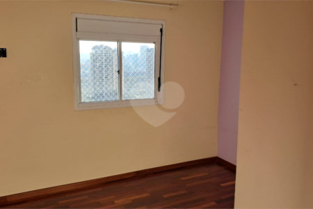 Apartamento à venda com 4 quartos, sendo 2 suítes, em Jardim Marajoara, São Paulo, SP