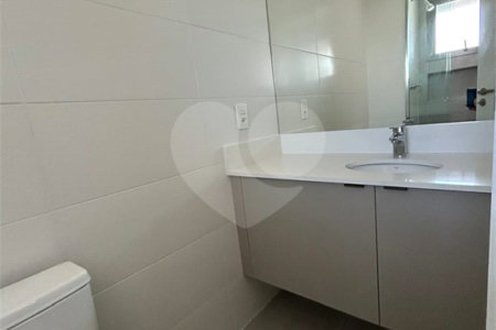 Apartamento à venda com 3 suítes em Santo Amaro, São Paulo, SP