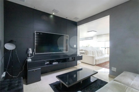 Apartamento à venda com 4 quartos, sendo 3 suítes, em Cambuci, São Paulo, SP