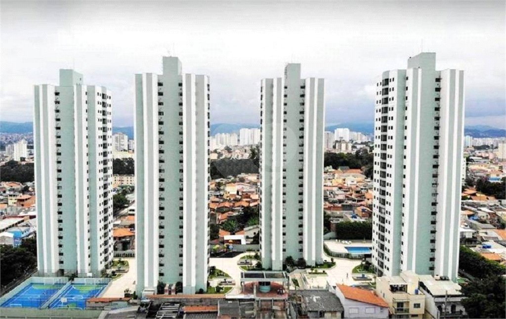 Apartamento à venda com 3 quartos, sendo 1 suíte,  em Gopoúva, Guarulhos, SP