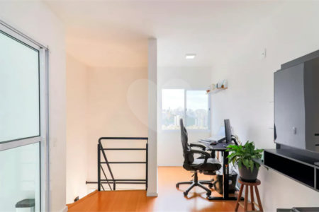Apartamento à venda com 1 quarto em Vila das Belezas, São Paulo, SP