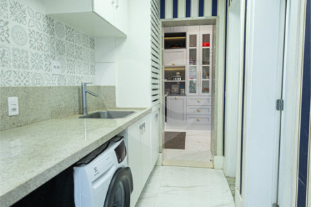 Apartamento à venda com 5 quartos, sendo 4 suítes,  em Parque Reboucas, São Paulo, SP
