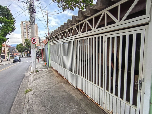 Casa Térrea à venda com 5 quartos, sendo 1 suíte,  em Chora Menino, São Paulo, SP