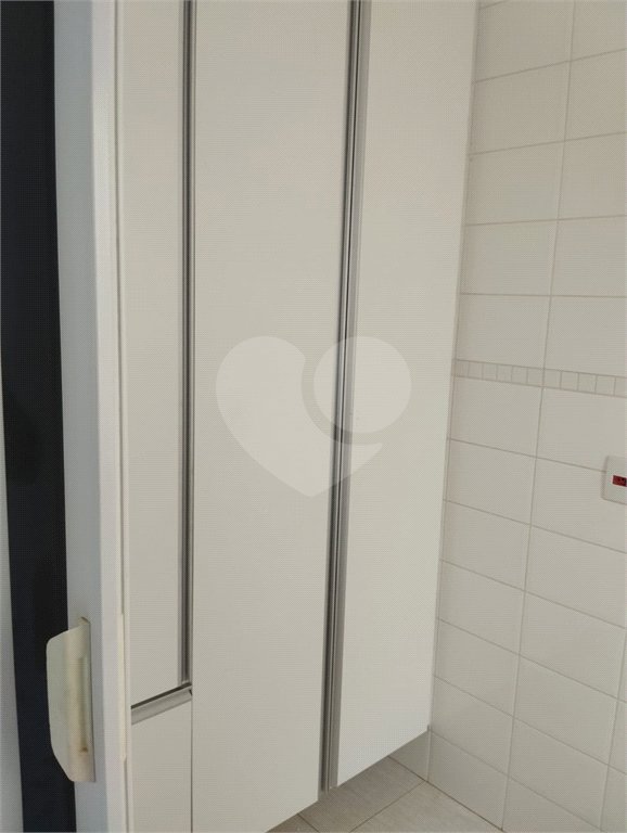 Casa à venda com 3 quartos, sendo 1 suíte,  no condomínio Vila Aracoara, Araraquara - SP