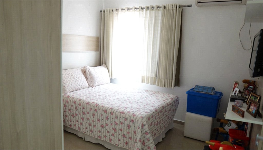 Sobrado à venda com 5 quartos, sendo 3 suítes,  em Santa Teresinha, São Paulo, SP