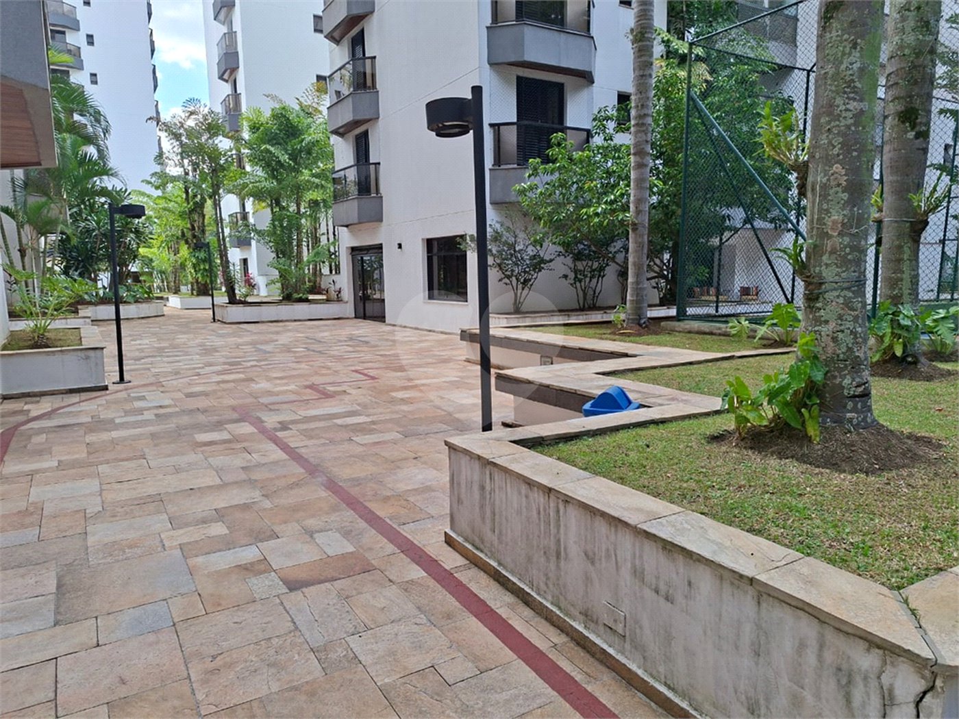 Cobertura à venda com 4 quartos, sendo 3 suítes,  em Vila Progredior, São Paulo, SP