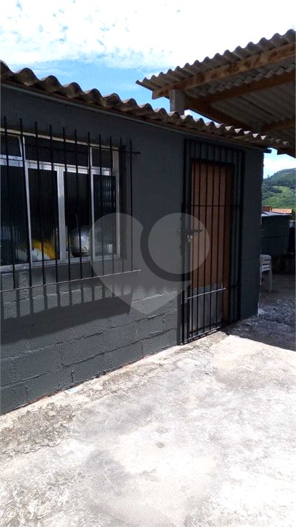 Sobrado à venda com 4 quartos em Lavapés, Mairiporã, SP