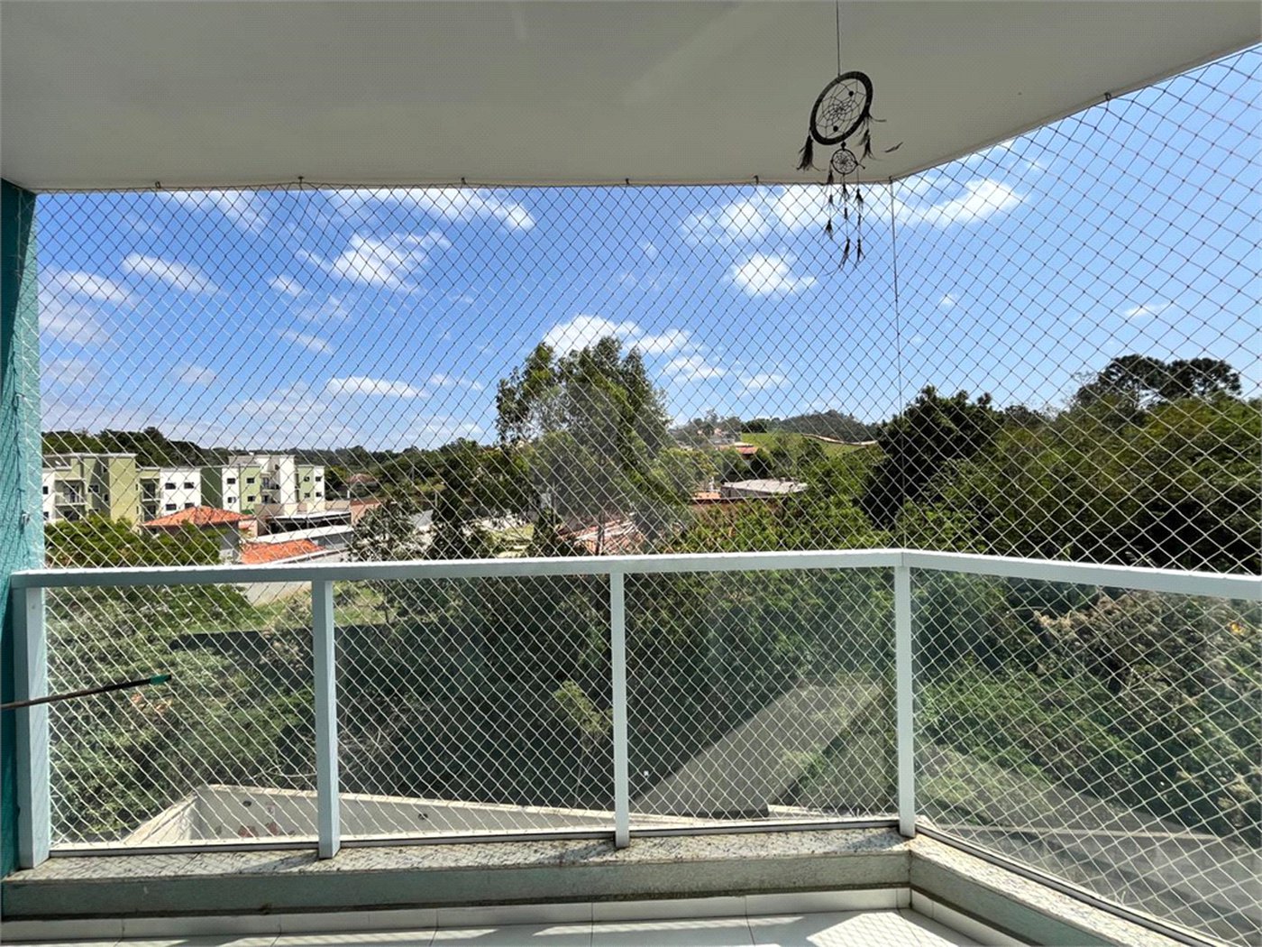 Apartamento à venda com 3 quartos, sendo 1 suíte, em Jardim Villaça, São Roque, SP