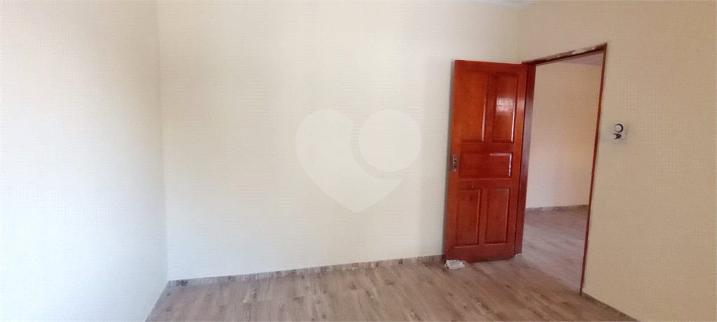 Casa à venda com 5 quartos, sendo 1 suíte, em Perus, São Paulo, SP