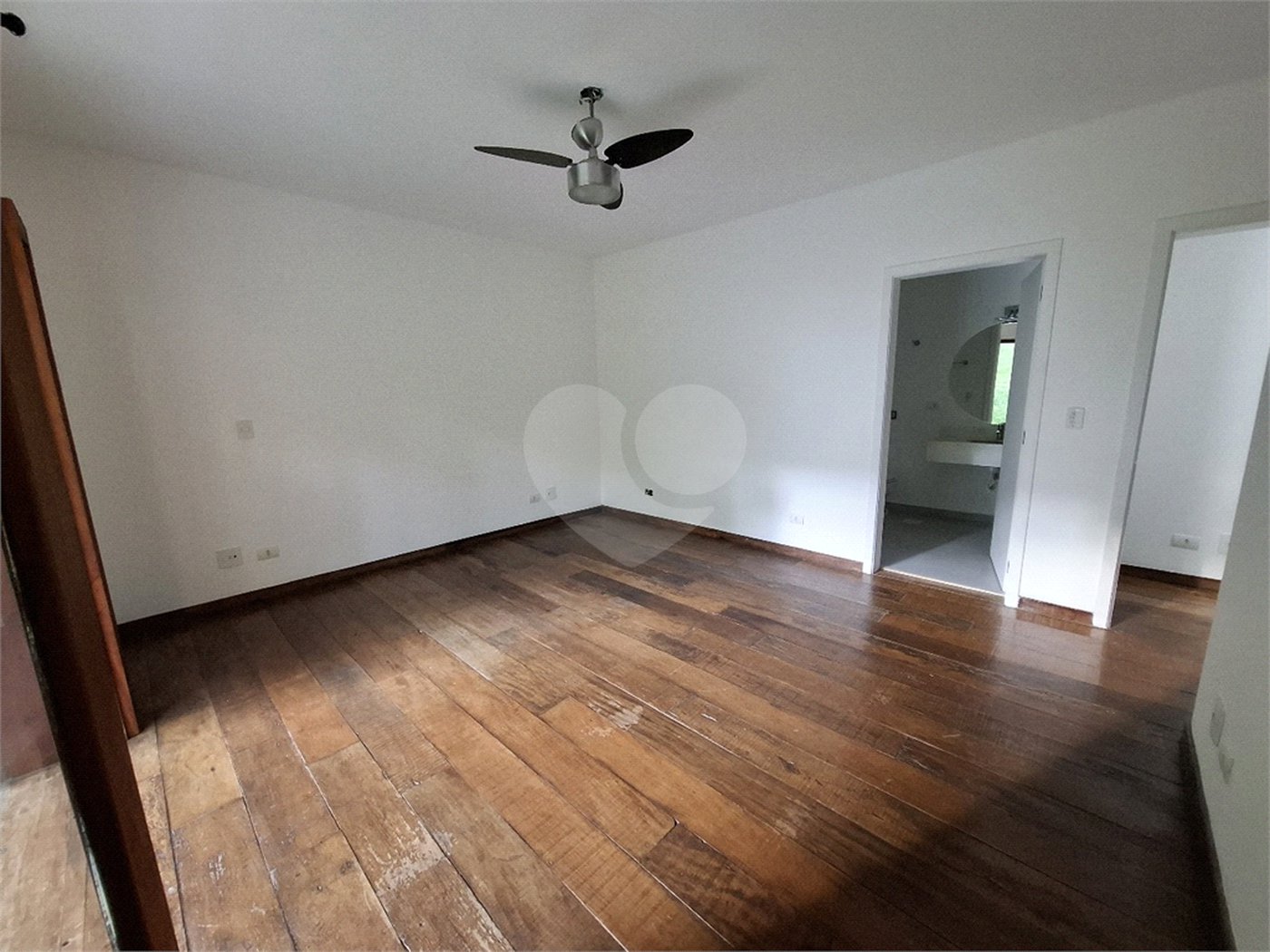 Casa Térrea à venda com 2 suítes em Serra da Cantareira, Mairiporã, SP