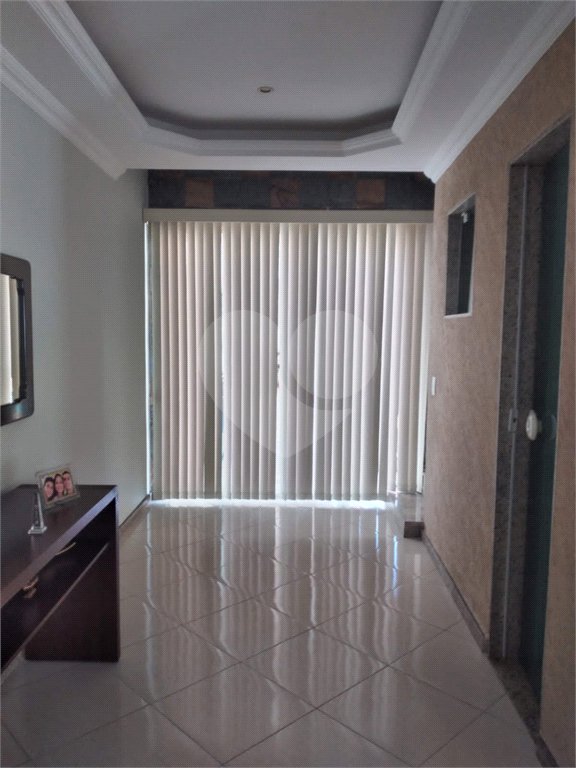 Casa à venda com 2 suítes no condomínio Residencial Colinas do Magarça, Rio de Janeiro - RJ