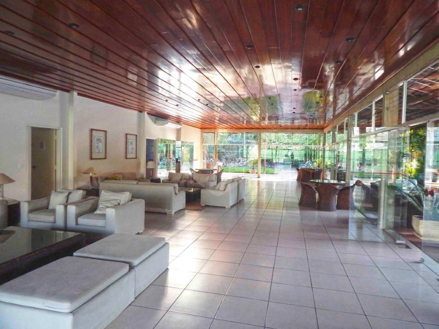 Apartamento à venda com 4 suítes em Jardim Marajoara, São Paulo, SP