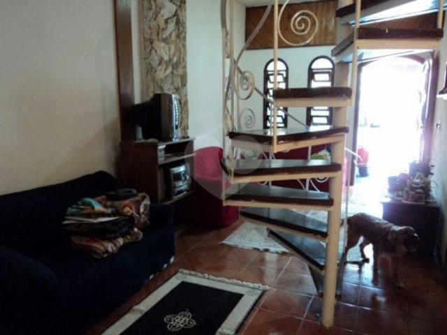 Sobrado à venda com 3 quartos, sendo 2 suítes,  em Tremembé, São Paulo, SP