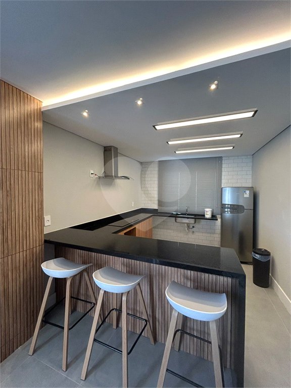 Apartamento à venda com 2 quartos, sendo 1 suíte, em Jardim Santo Antônio, Valinhos, SP
