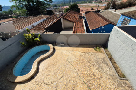 Casa à venda com 3 quartos, sendo 1 suíte, em Vila Salles, Atibaia, SP