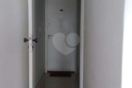 Apartamento à venda com 2 quartos em Vila Nova Conceição, São Paulo, SP