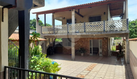 Casa à venda com 4 quartos, sendo 1 suíte, em Campo Grande, Rio de Janeiro, RJ
