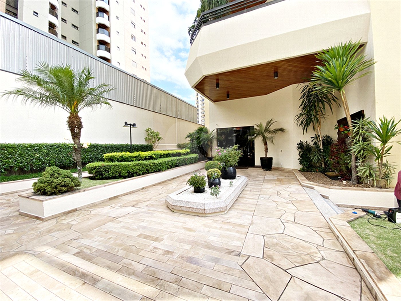Apartamento à venda com 4 suítes em Santana, São Paulo, SP