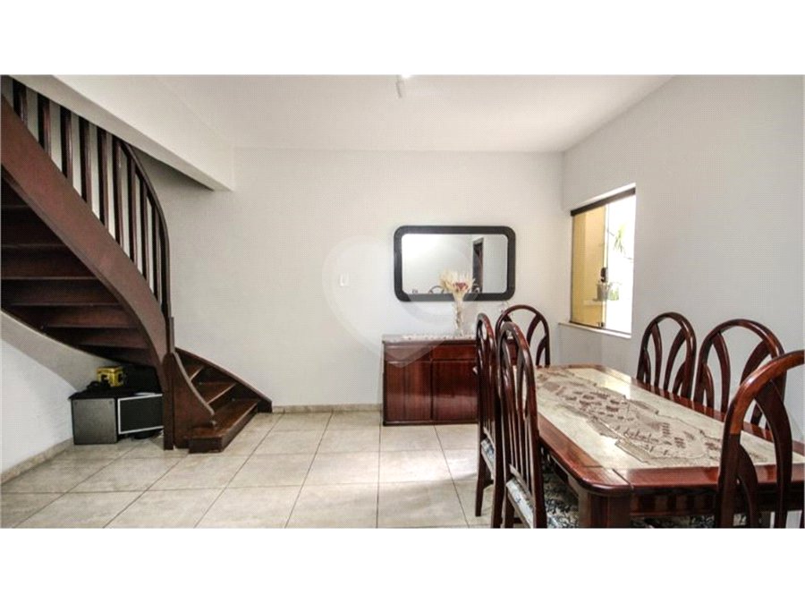 Prédio à venda com 5 quartos em Santa Teresinha, São Paulo, SP