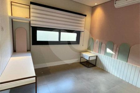 Casa à venda com 3 suítes no condomínio Residencial Granville, Atibaia - SP
