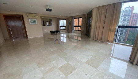 Apartamento à venda com 3 suítes em Vila Suzana, São Paulo, SP