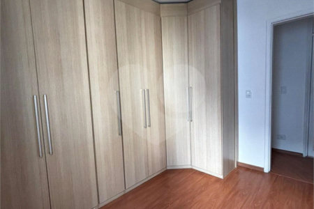 Apartamento à venda com 3 quartos em Caxingui, São Paulo, SP