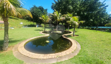 Chácara à venda com 5 suítes no Centro, Piracaia, SP