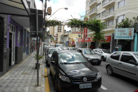 Casa à venda com 2 quartos no Centro, Serra Negra, SP