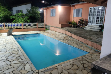 Chácara à venda com 3 quartos, sendo 1 suíte,  em Jardim Imperial, Atibaia, SP