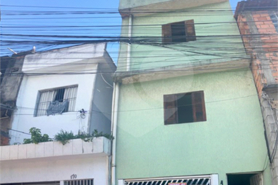 Sobrado à venda com 4 quartos em Tremembé, São Paulo, SP