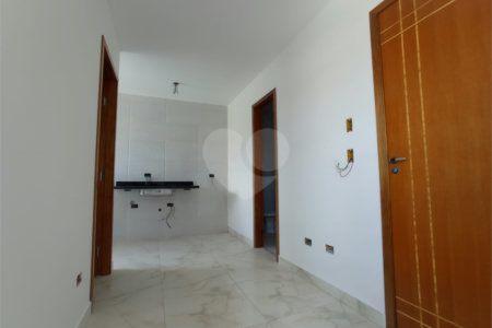 Casa à venda com 2 quartos no condomínio Regina, São Paulo - SP