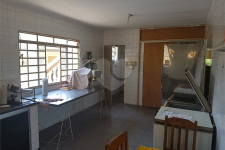 Hotel à venda com 14 quartos, sendo 13 suítes, em Rainha, Louveira, SP
