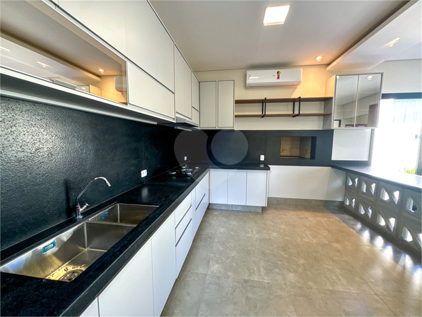 Casa à venda com 3 suítes em Parque Das Mangueiras, Três Lagoas, MS