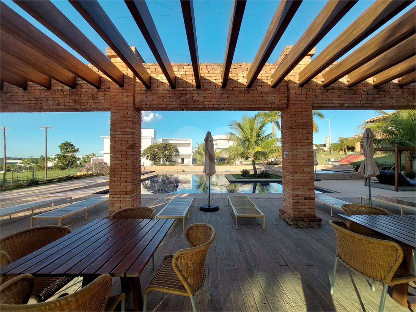 Terreno de 1.400m² no Damha Golf