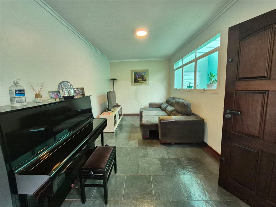 Casa à venda com 3 quartos, sendo 1 suíte, em Vila Indiana, São Paulo, SP