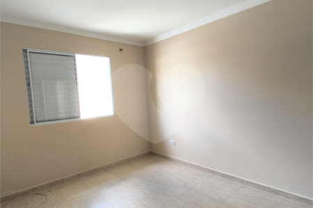 Sobrado à venda com 3 quartos, sendo 1 suíte, em Chora Menino, São Paulo, SP