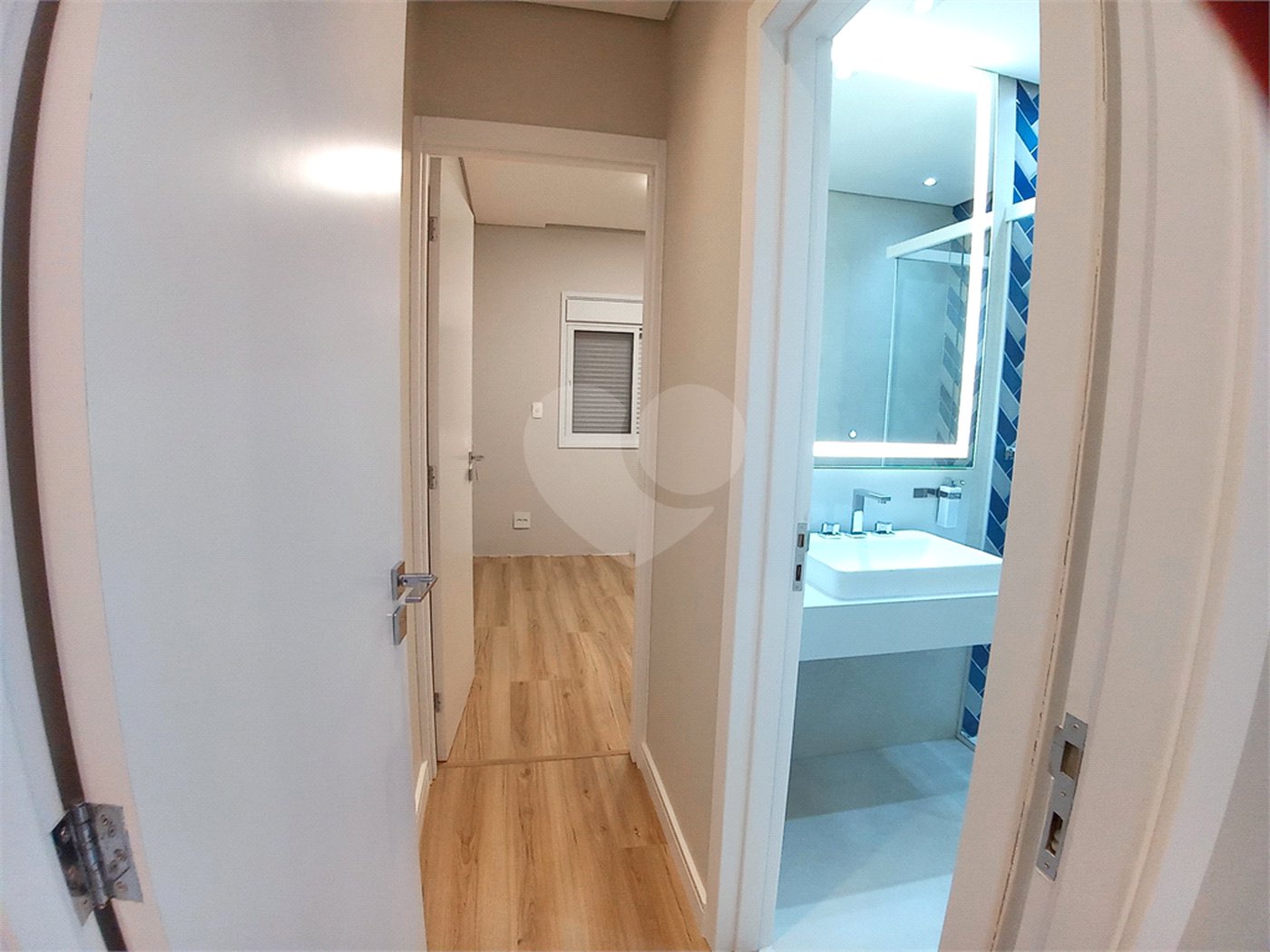 Sobrado à venda com 3 quartos, sendo 2 suítes, em Santana, São Paulo, SP
