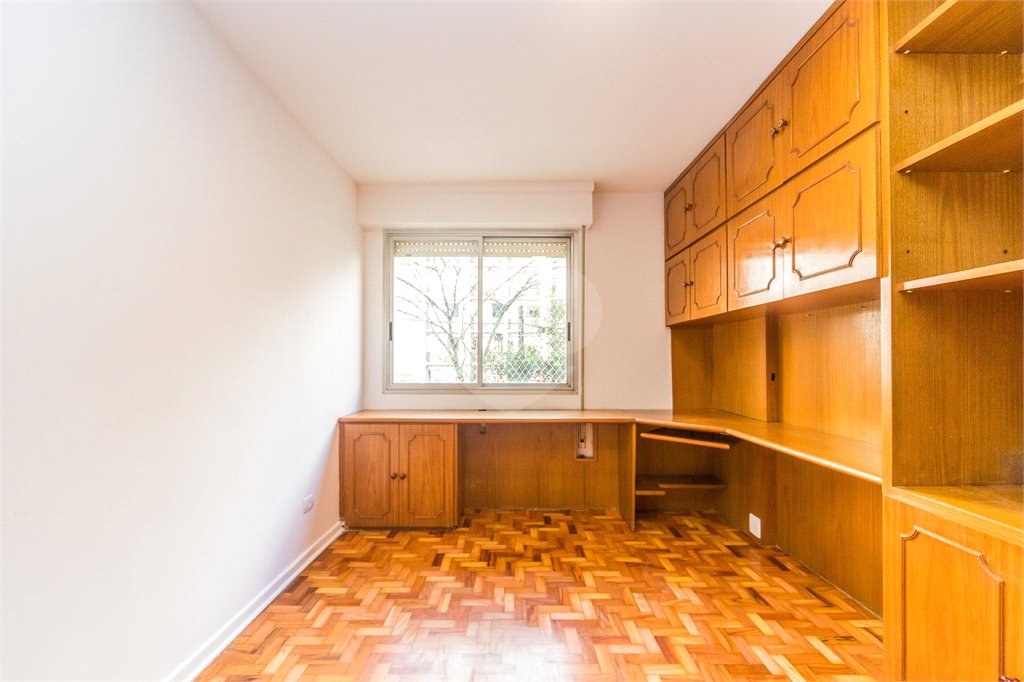 Apartamento à venda com 3 quartos, sendo 1 suíte, em Itaim Bibi, São Paulo, SP