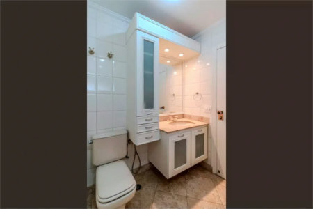 Apartamento à venda com 4 quartos, sendo 2 suítes,  em Paraíso do Morumbi, São Paulo, SP