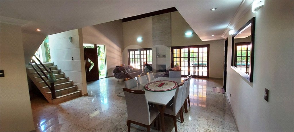 Casa à venda com 5 suítes em Canguera, São Roque, SP