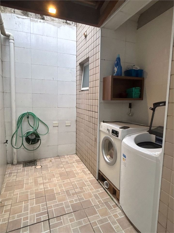 Casa Residencial à venda, Parque Bitaru, São Vicente - CA0356.
