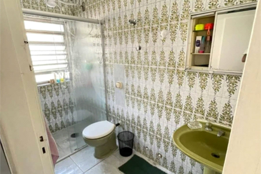 Casa Térrea à venda com 7 quartos, sendo 1 suíte, em Vila Paulicéia, São Paulo, SP