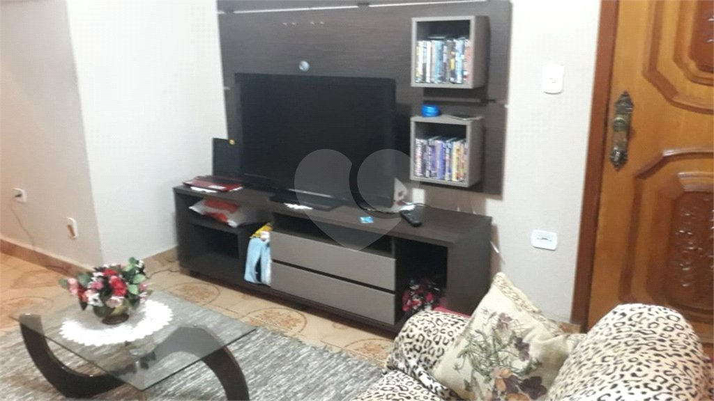 Sobrado à venda com 3 quartos, sendo 1 suíte, em Parque Continental I, Guarulhos, SP