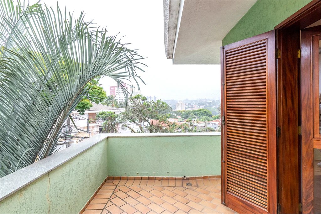 Casa à venda com 4 quartos, sendo 2 suítes, em Brooklin Paulista, São Paulo, SP