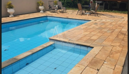 Sobrado à venda com 3 suítes em Condomínio Residencial Santa Helena, Bragança Paulista, SP
