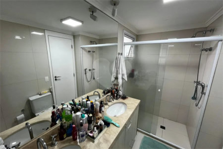 Apartamento à venda com 3 suítes em Santa Teresinha, São Paulo, SP