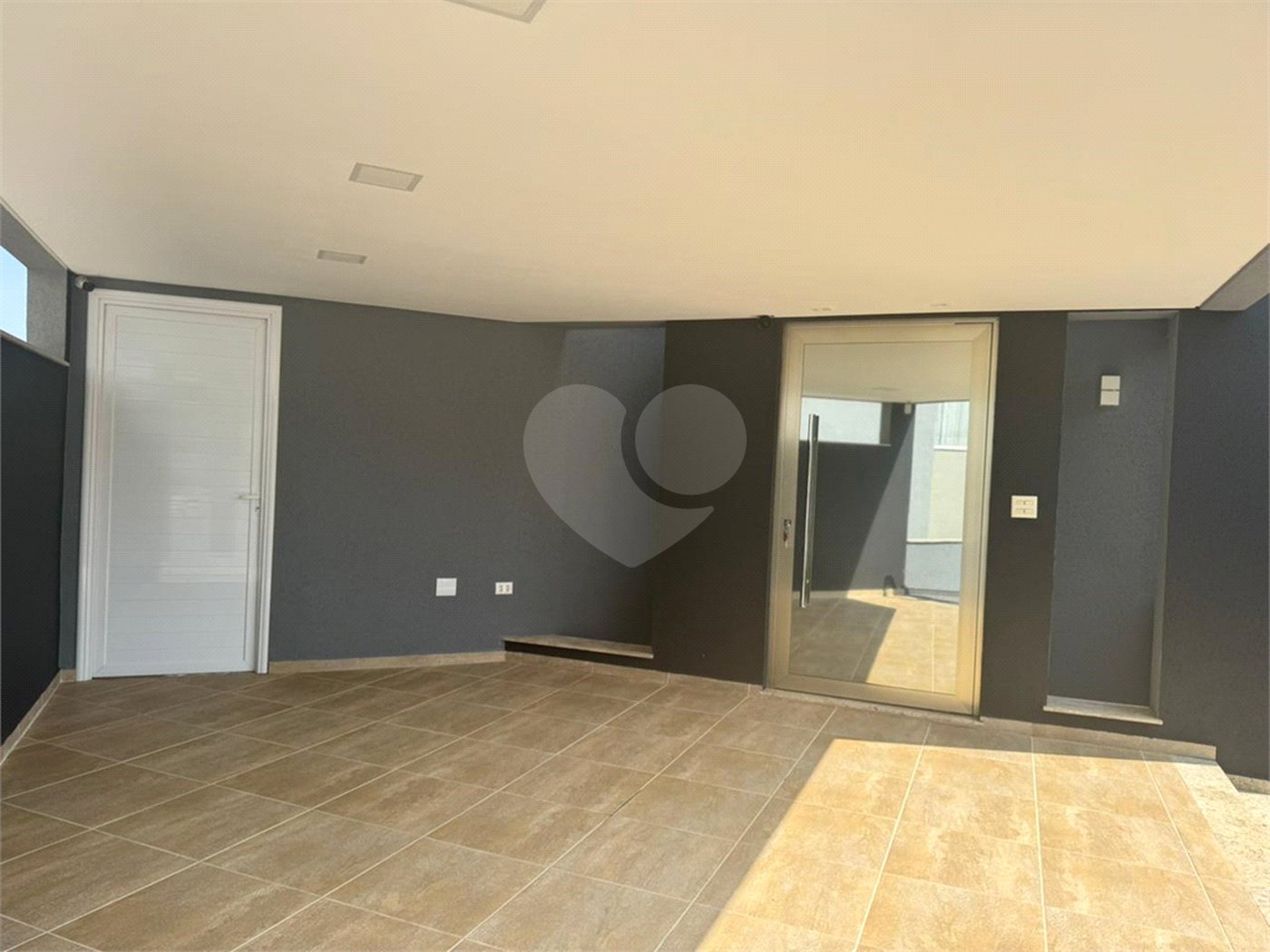Casa à venda com 3 suítes no condomínio Aruã, Mogi das Cruzes - SP