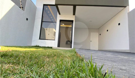 Casa Térrea à venda com 3 quartos, sendo 1 suíte,  em Ponte Nova, Várzea Grande, MT