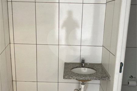 Salão para alugar em Vila das Acácias, Poá, SP