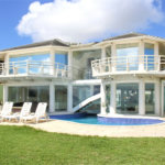 Casa à venda com 5 quartos, sendo 4 suítes, em Marina, Armação dos Búzios, RJ
